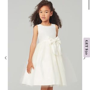 Kleinfeld ivory flower girl dress size 6